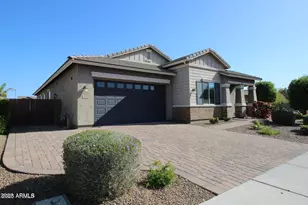 480 E Torrey Pines Pl, Chandler, AZ 85249 - Photo 1