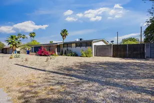 4213 E Sahuaro Dr, Phoenix, AZ 85028 - Photo 1