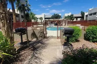 3301 E Earll Dr, Phoenix, AZ 85018 - Photo 1