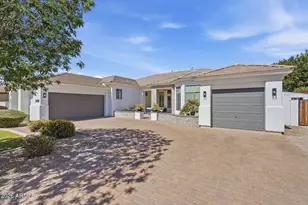 5400 S Crosscreek Dr, Chandler, AZ 85249 - Photo 1