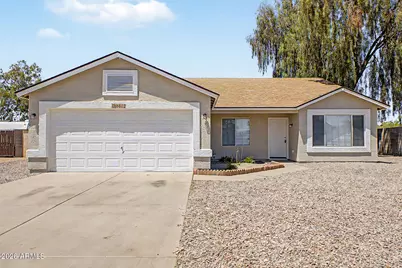 6802 W Crittenden Lane, Phoenix, AZ 85033 - Photo 1