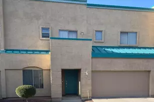 1015 S Val Vista Dr, Mesa, AZ 85204 - Photo 1