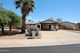 2602 E Charleston Ave, Phoenix, AZ 85032 - Photo 1