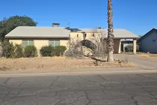 1719 N Kadota Ave, Casa Grande, AZ 85122 - Photo 1