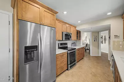 10429 W Hutton Drive, Sun City, AZ 85351 - Photo 1