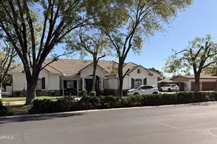 63 N La Arboleta Dr, Gilbert, AZ 85234 - Photo 1
