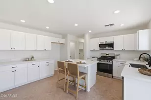 812 W Gibson Ave, Coolidge, AZ 85128 - Photo 1