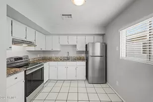 10033 N 9th Ave, Phoenix, AZ 85021 - Photo 1