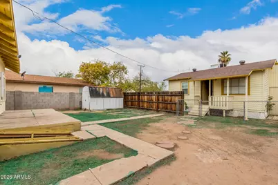 1238 E Pierce Street #GH, Phoenix, AZ 85006 - Photo 1