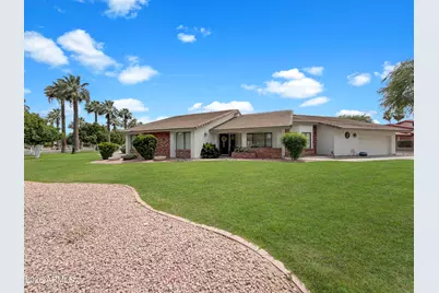 608 N Litchfield Road, Litchfield Park, AZ 85340 - Photo 1