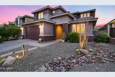 21622 N 59th Way, Phoenix, AZ 85054 - Photo 1