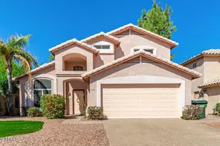1338 E Grovers Ave, Phoenix, AZ 85022 - Photo 1