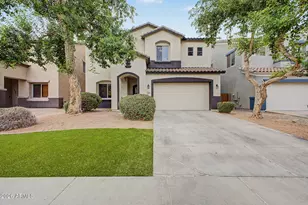 910 W Saguaro Ln, San Tan Valley, AZ 85143 - Photo 1