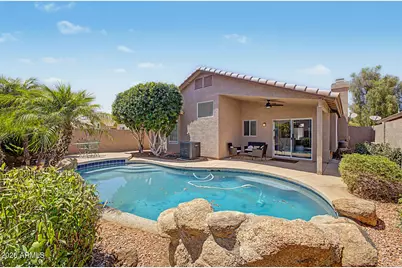 8625 W Paradise Drive, Peoria, AZ 85345 - Photo 1