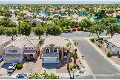 929 S Scallop Drive, Gilbert, AZ 85233 - Photo 1