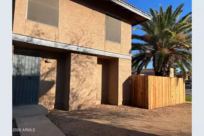 6935 W Monterosa Circle #1386, Phoenix, AZ 85033 - Photo 1
