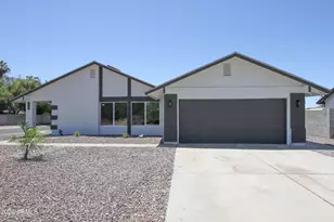2371 W Paradise Ln, Phoenix, AZ 85023 - Photo 1