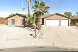 19225 N 32nd Dr, Phoenix, AZ 85027 - Photo 1