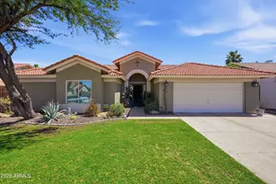 4019 E Morrow Dr, Phoenix, AZ 85050 - Photo 1