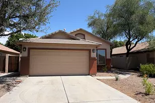 8146 W Clara Ln, Peoria, AZ 85382 - Photo 1