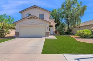3415 E Menadota Dr, Phoenix, AZ 85050 - Photo 1
