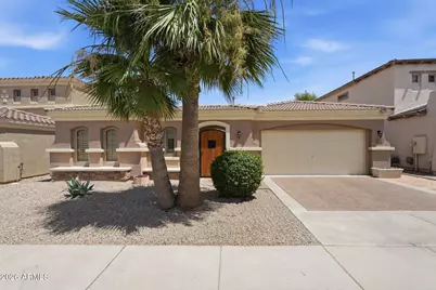 608 W Gary Way, Phoenix, AZ 85041 - Photo 1