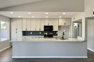 3901 W Sweetwater Ave, Phoenix, AZ 85029 - Photo 1