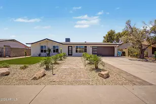 1603 W Kerry Ln, Phoenix, AZ 85027 - Photo 1