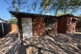 41 E Woodward Dr, Phoenix, AZ 85004 - Photo 1