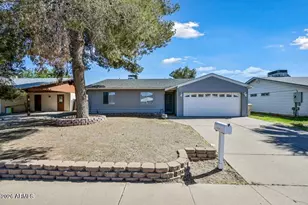 6133 W Tierra Buena Ln, Glendale, AZ 85306 - Photo 1