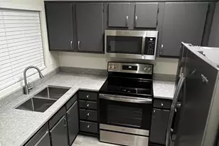 7801 N 44th Dr, Glendale, AZ 85301 - Photo 1