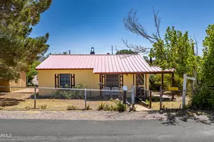 29 Hillside Ave, Bisbee, AZ 85603 - Photo 1