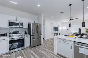 4815 S 28th St, Phoenix, AZ 85040 - Photo 1