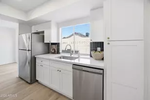 16021 N 25th Dr, Phoenix, AZ 85023 - Photo 9