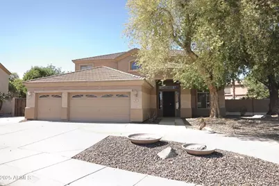 562 N Danielson Way, Chandler, AZ 85225 - Photo 1