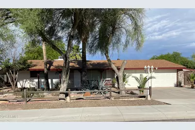 658 S Palo Verde Drive, Apache Junction, AZ 85120 - Photo 1