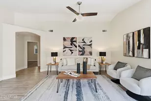 18809 N 43rd Pl, Phoenix, AZ 85050 - Photo 15