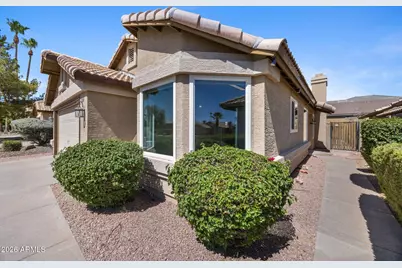 18809 N 43rd Place, Phoenix, AZ 85050 - Photo 3