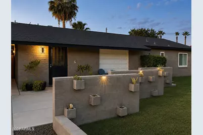 1818 W Las Palmaritas Drive, Phoenix, AZ 85021 - Photo 1