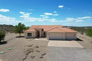 1460 N Clanton Ave, Sierra Vista, AZ 85635 - Photo 1
