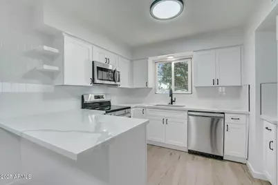687 N Jackson Street, Chandler, AZ 85225 - Photo 1