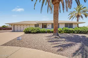 13810 N Sunstone Dr, Sun City, AZ 85351 - Photo 1