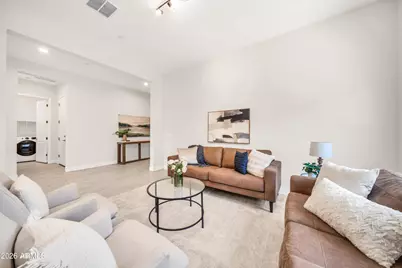 13321 W Dale Lane, Peoria, AZ 85383 - Photo 7