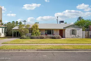 37 W Edgemont Ave, Phoenix, AZ 85003 - Photo 1