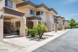 3235 E Camelback Rd, Phoenix, AZ 85018 - Photo 1