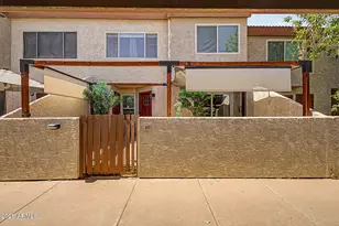 2040 S Longmore St, Mesa, AZ 85202 - Photo 1