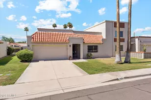 7621 E Vista Dr, Scottsdale, AZ 85250 - Photo 1