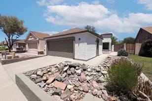 18627 N 33rd Dr, Phoenix, AZ 85027 - Photo 1