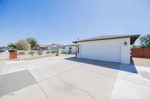 10251 N 53rd Ave, Glendale, AZ 85302 - Photo 1