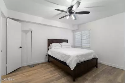 302 E Monte Vista Road #B1, Phoenix, AZ 85004 - Photo 9
